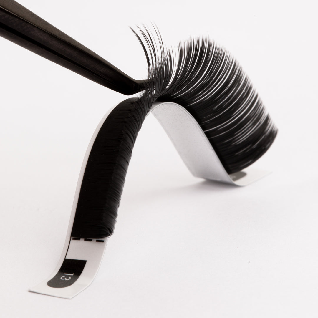 CAMELLIA - PESTANAS DE VOLUME FÁCEIS DE APLICAR 0,07