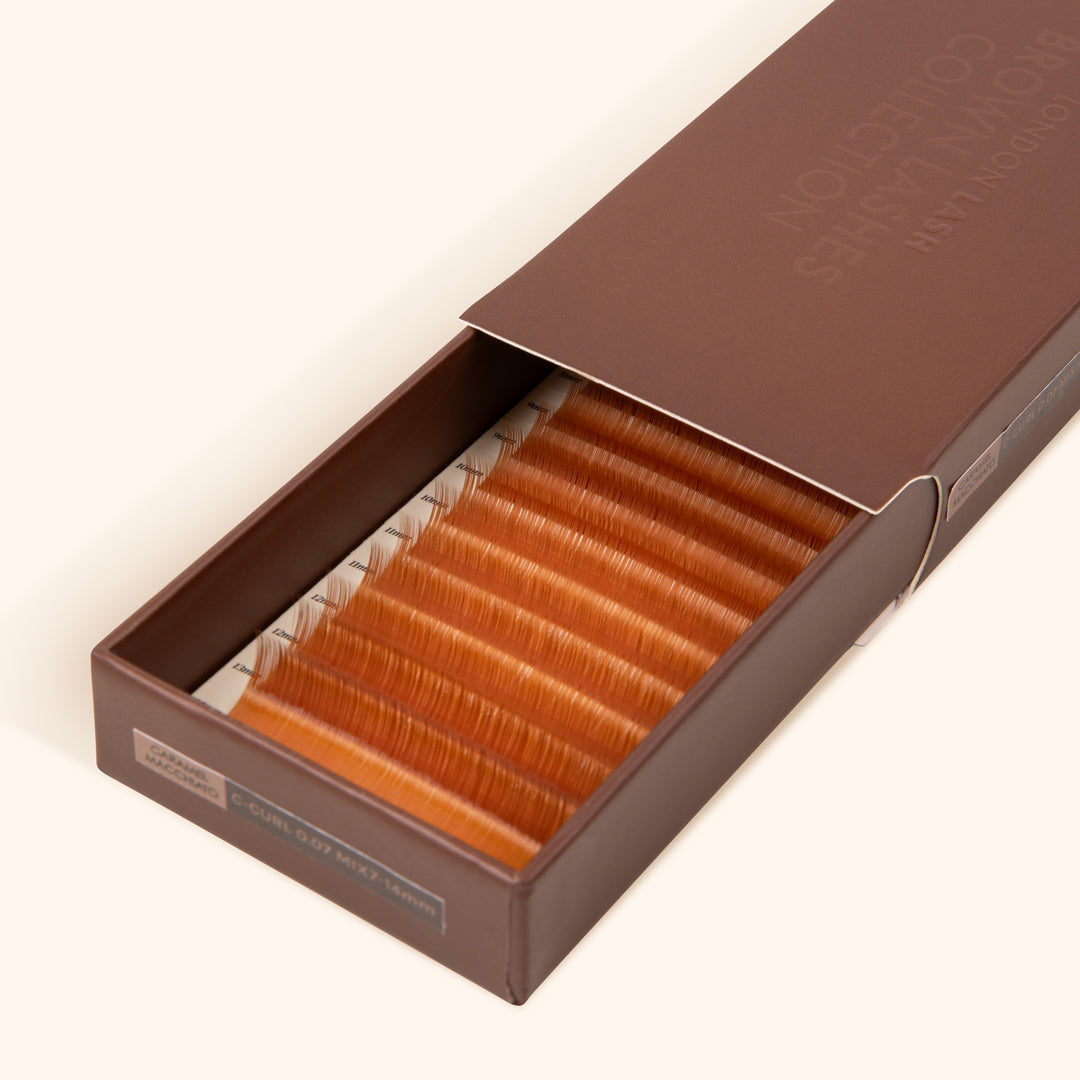 Braune Wimpern – Caramel Macchiato Kollektion